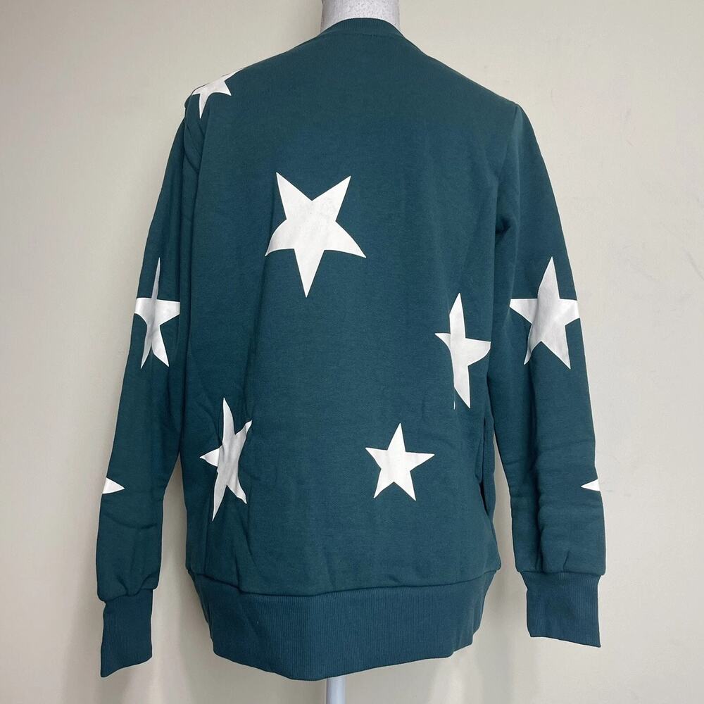Zenana Women's Oversized Green Sweater w/ White Stars Crew Neck Large - Picture 6 of 11